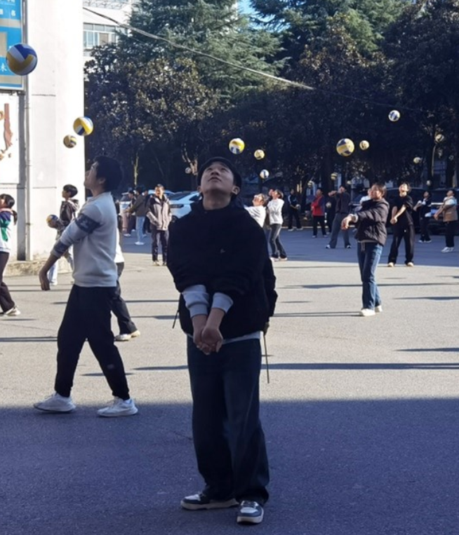 屏幕截图 2025-11-24 192842.png