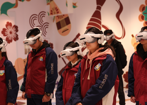 屏幕截图 2025-11-26 190145.png