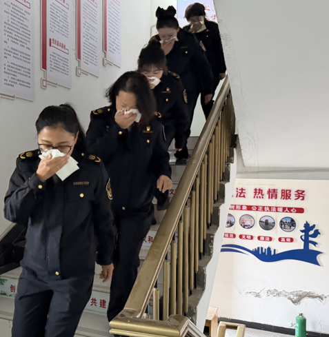 屏幕截图 2025-11-27 202338.png