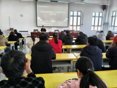 学思践悟全会精神 实干担当促振兴奋 二团8连党支部深入学习宣传党的二十届四中全会精神