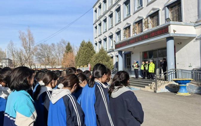 屏幕截图 2025-12-02 193232.png