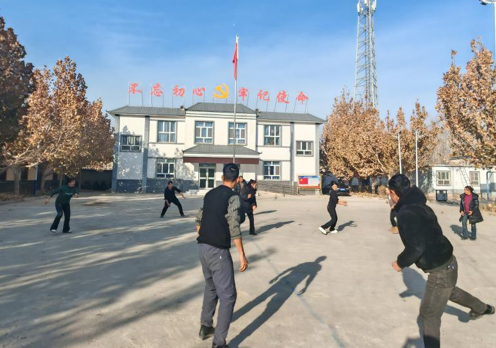 屏幕截图 2025-12-09 202657.png