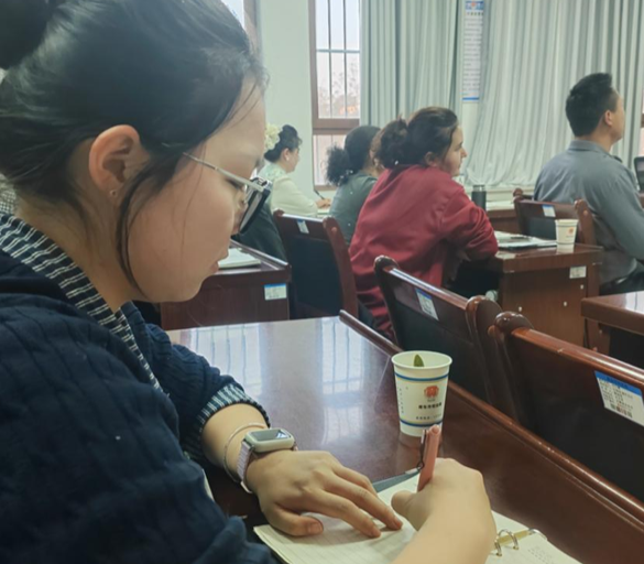 屏幕截图 2025-12-11 173415.png