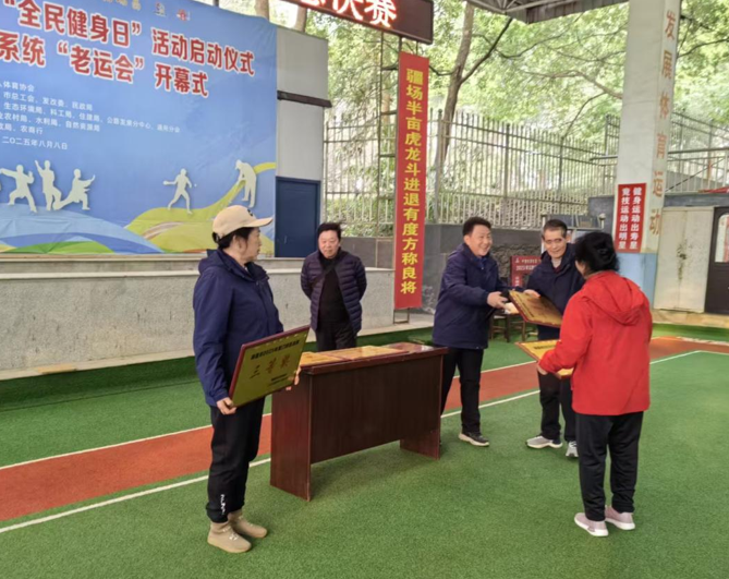 12111765451811872329.png 屏幕截图 2025-12-11 191633.png