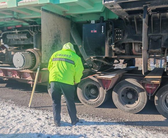 12151765799015566884.png 屏幕截图 2025-12-15 194325.png