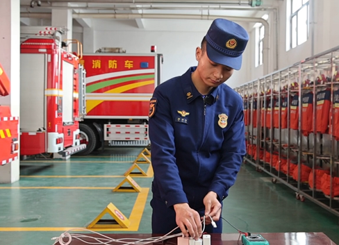 屏幕截图 2025-12-16 185923.png