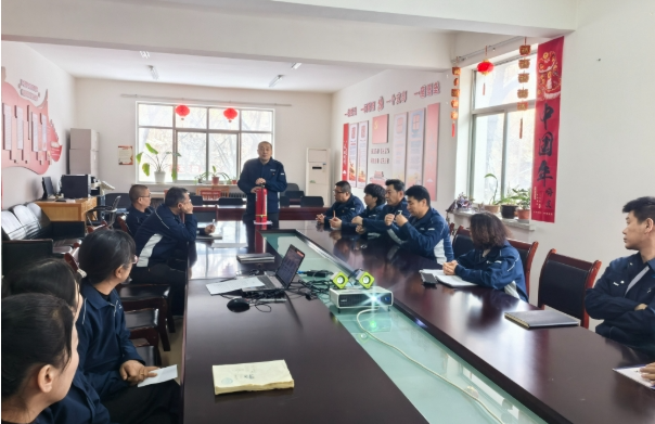 12161765885033748034.png screenshot-1765884900799.png