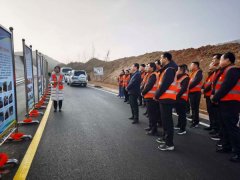 秦州公路段精筑优质工程 全力护航道路安全畅通