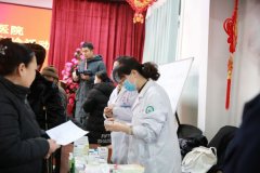 携手共筑健康屏障 | 第一师医院医共体库沙新拜产业园卫生院揭牌暨负压救护车捐赠仪式圆满举行