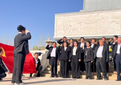 缅怀革命先烈 传承红色精神——温宿镇柯柯牙社区开展清明节祭英烈主题党日活动