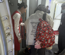 深航无锡分公司:万米高空中的暖心服务