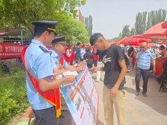普法护航出行路 民法典宣传入基层——新和执法大队开展民法典宣传月系列宣传活动